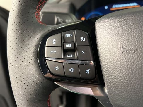 New 2026 Ford Explorer ST-Line w/ ST-Line Street Pack image 18