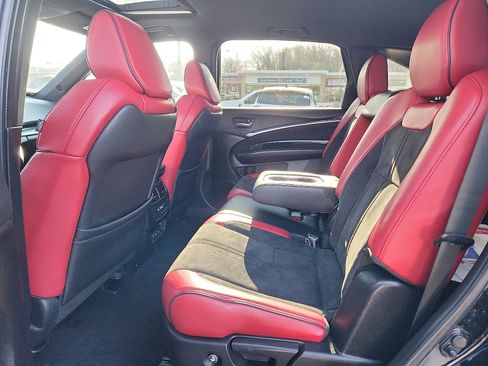 Used 2019 Acura MDX A-Spec image 11