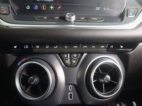 Used 2024 Chevrolet Blazer LT image 50