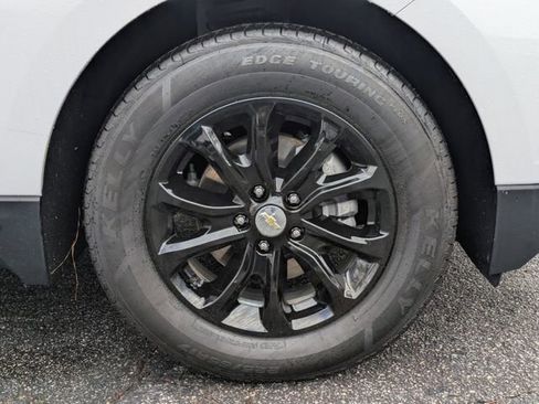 Used 2020 Chevrolet Equinox LS image 11