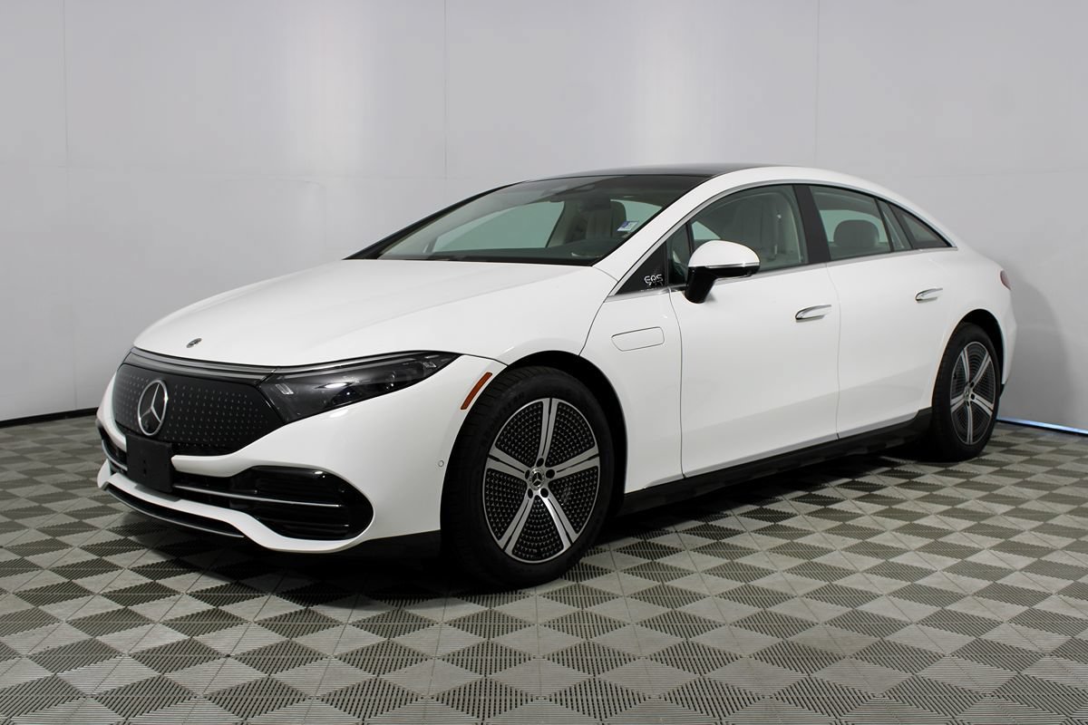 Used 2024 Mercedes-Benz EQS 450+ Sedan image 3