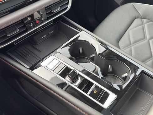 New 2026 Volkswagen Atlas Peak Edition AWD/4WD image 12