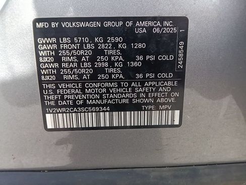Used 2025 Volkswagen Atlas SE FWD image 8