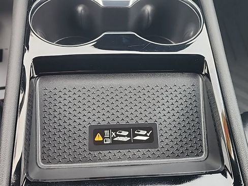 Used 2024 Chevrolet Blazer EV RS image 22