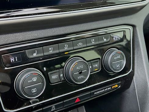 Used 2019 Volkswagen Atlas SEL Premium image 15