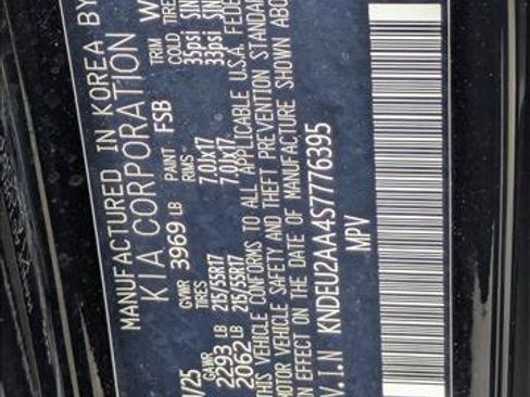 Used 2025 Kia Seltos S image 16