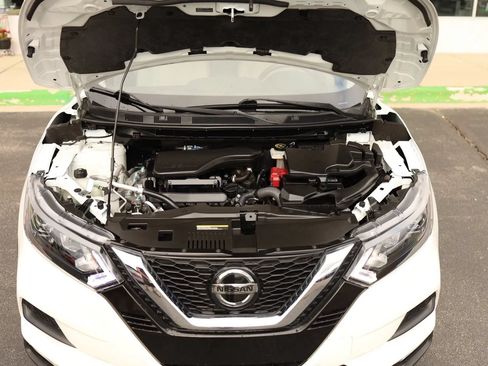 Used 2021 Nissan Rogue Sport SV FWD image 56