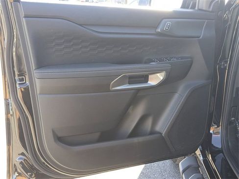 Used 2024 Ford Ranger XLT image 9