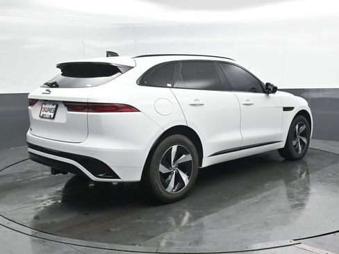 Used 2024 Jaguar F-PACE R-Dynamic S image 2