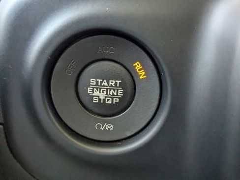 Used 2019 Jeep Wrangler Unlimited Rubicon AWD/4WD image 25