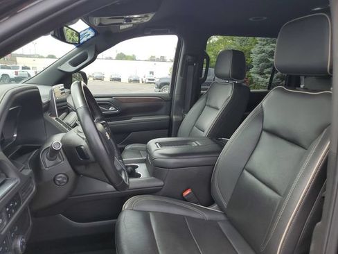 Certified 2024 Chevrolet Suburban Premier AWD/4WD image 5