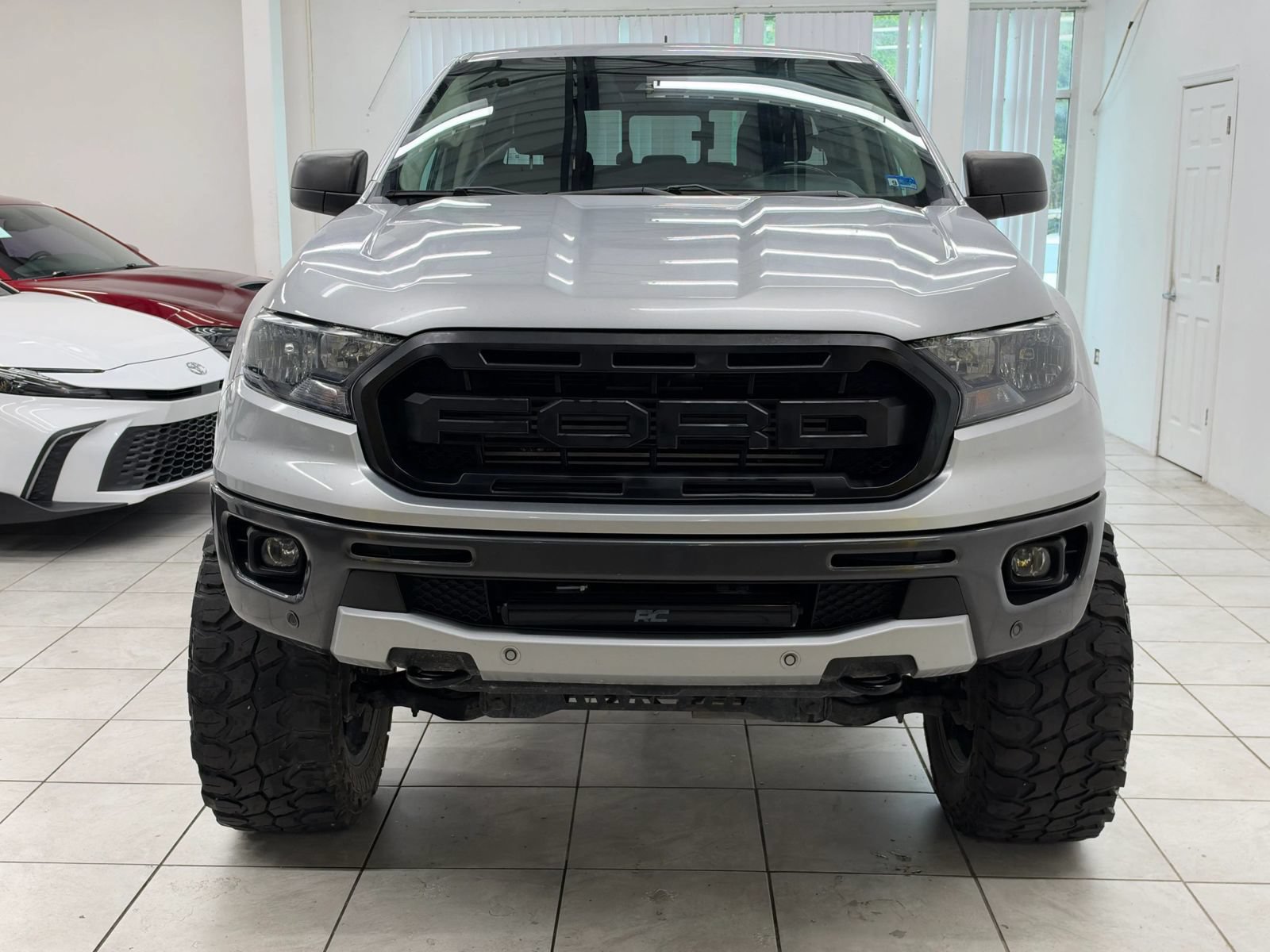 Used 2019 Ford Ranger XLT w/ Equipment Group 302A Luxury AWD/4WD image 2