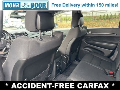 Used 2019 Jeep Grand Cherokee Laredo image 29