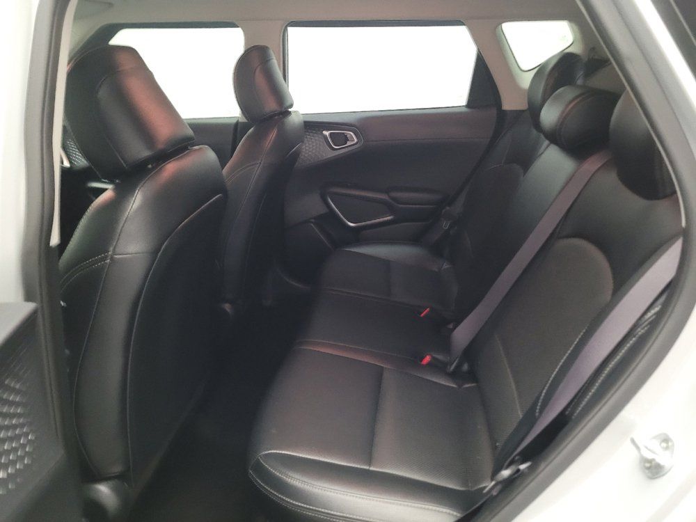 Used 2020 Kia Soul S FWD image 18