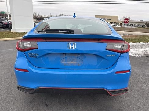 Used 2023 Honda Civic Sport image 6