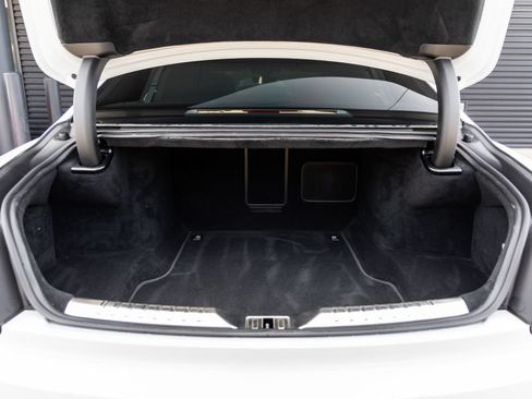 Used 2021 Bentley Flying Spur W12 AWD/4WD image 42