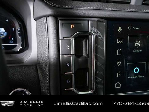 Used 2023 GMC Yukon XL Denali w/ Denali Reserve Package image 33