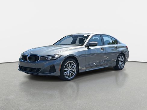 Used 2023 BMW 330i Sedan w/ Driving Assistance Package RWD image 7