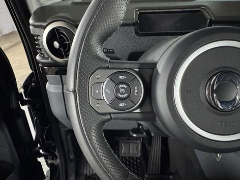 Used 2024 INEOS Grenadier image 31