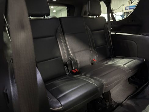 Certified 2023 Chevrolet Suburban Premier image 20