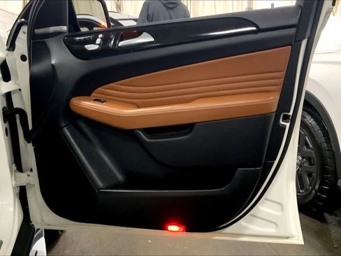 Used 2019 Mercedes-Benz GLE 43 AMG 4MATIC Coupe image 23