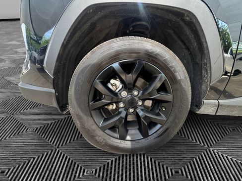 Used 2025 Toyota RAV4 LE FWD image 9