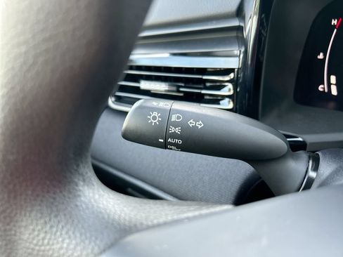 Used 2025 Toyota Camry LE w/ Convenience Package FWD image 21