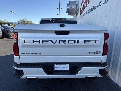 Used 2019 Chevrolet Silverado 1500 High Country w/ Technology Package image 10