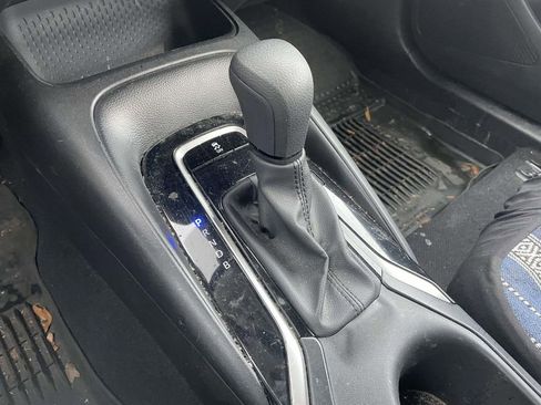 Used 2024 Toyota Corolla LE image 40