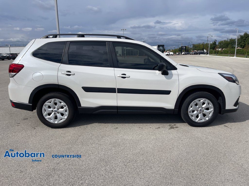 Used 2023 Subaru Forester AWD/4WD image 6
