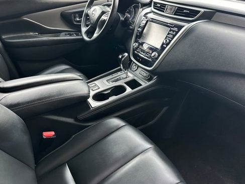 Used 2023 Nissan Murano SV image 18