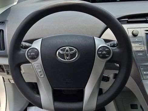Used 2012 Toyota Prius Three FWD image 19