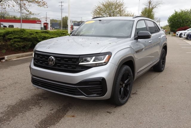 Used 2023 Volkswagen Atlas Cross Sport SEL R-Line AWD/4WD image 8