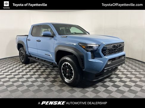 Used 2026 Toyota Tacoma TRD Off-Road w/ TRD Off Road Upgrade Package AWD/4WD image 6