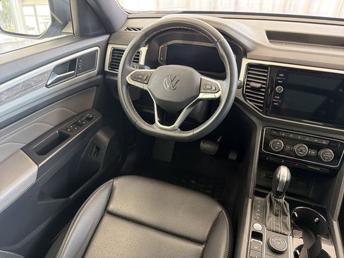 Used 2023 Volkswagen Atlas Cross Sport SE w/ Panoramic Sunroof Package AWD/4WD image 26