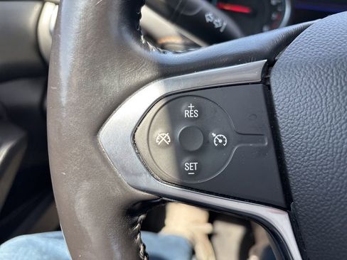 Used 2020 Chevrolet Traverse LT AWD/4WD image 30