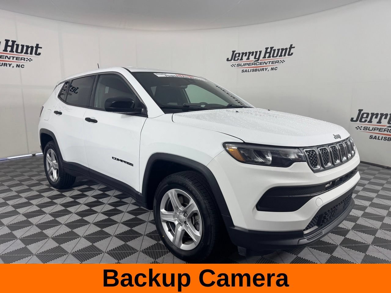 Used 2023 Jeep Compass Sport AWD/4WD image 6