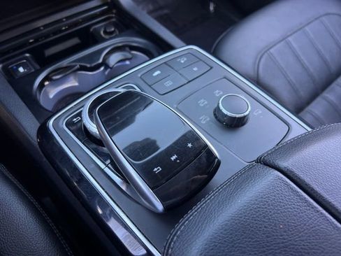 Used 2019 Mercedes-Benz GLS 450 4MATIC image 27