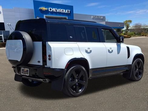 Used 2023 Land Rover Defender 110 X-Dynamic SE AWD/4WD image 23