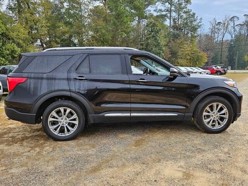 Used 2023 Ford Explorer Limited w/ Equipment Group 301A image 13