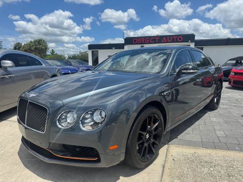 Used 2018 Bentley Flying Spur S V8 AWD/4WD image 2