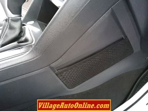 Used 2023 Volkswagen Tiguan SEL R-Line image 35