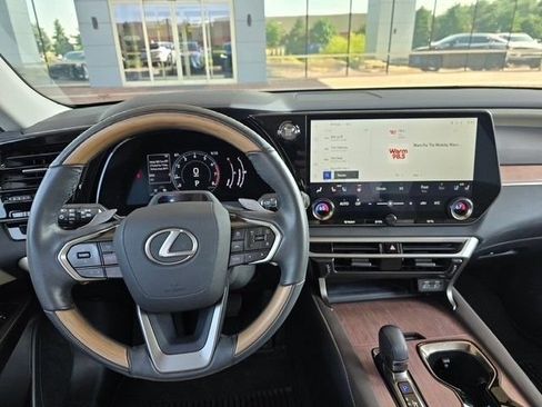 Used 2023 Lexus RX 350 Premium w/ Accessory Package AWD/4WD image 9