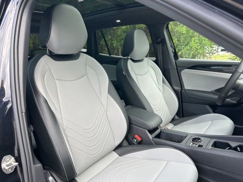 New 2026 Volkswagen Tiguan SE R-Line AWD/4WD image 45