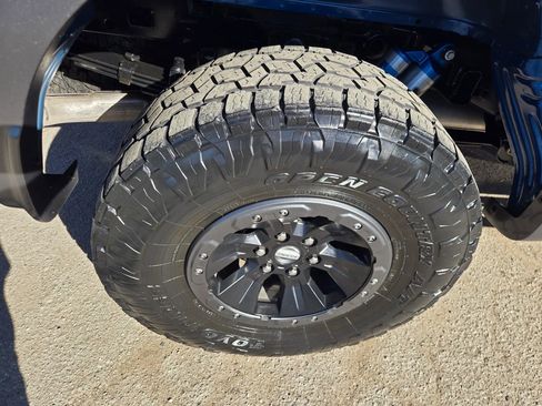 Used 2018 Ford F150 Raptor w/ Equipment Group 802A Luxury image 32