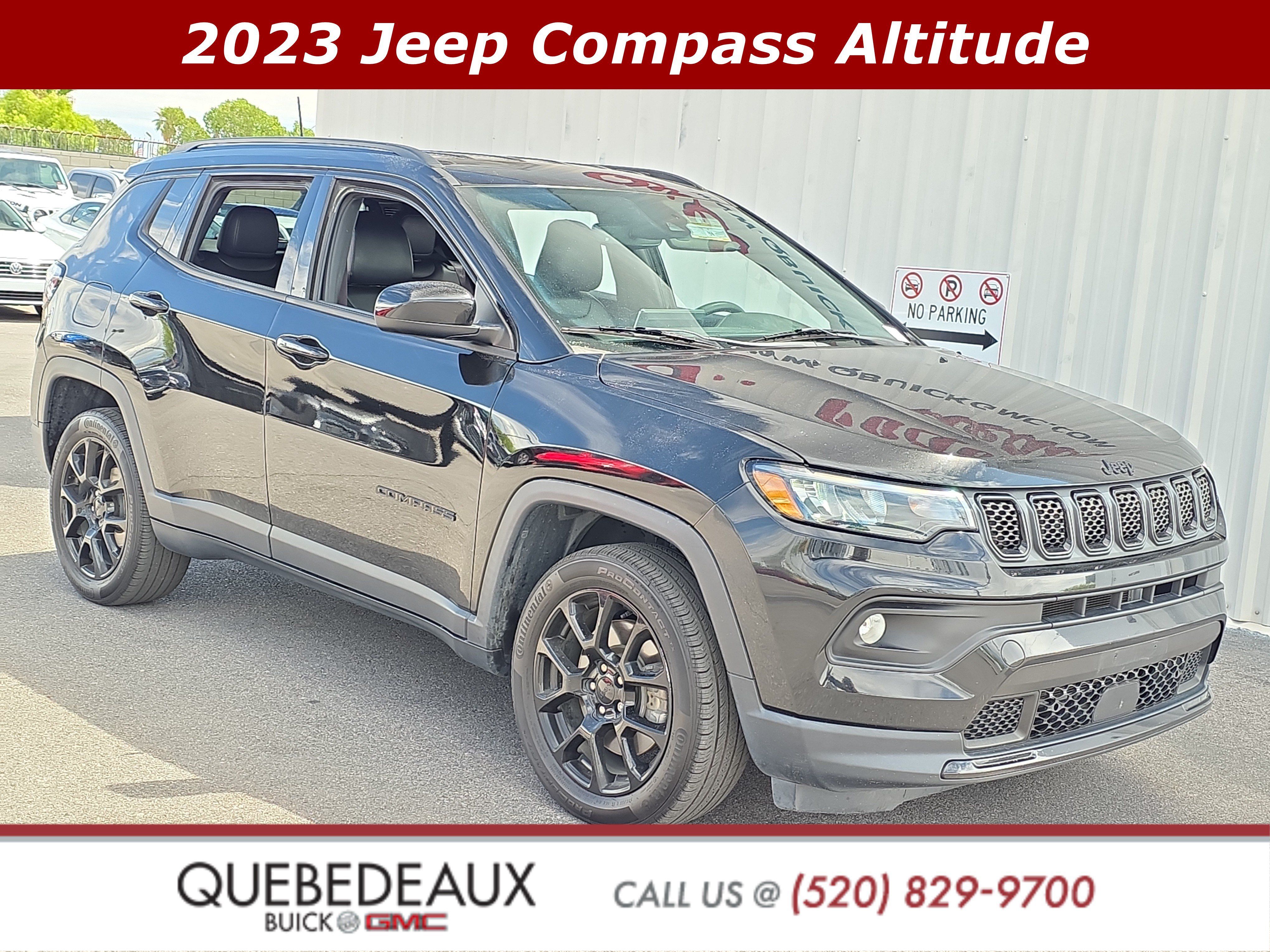 Used 2023 Jeep Compass Latitude w/ Convenience Group AWD/4WD image 1