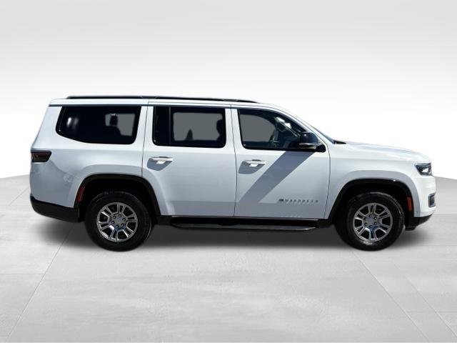 Used 2023 Jeep Wagoneer 4WD w/ Convenience Group I image 9