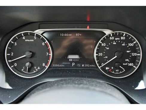 Used 2024 Nissan Rogue SV FWD image 12