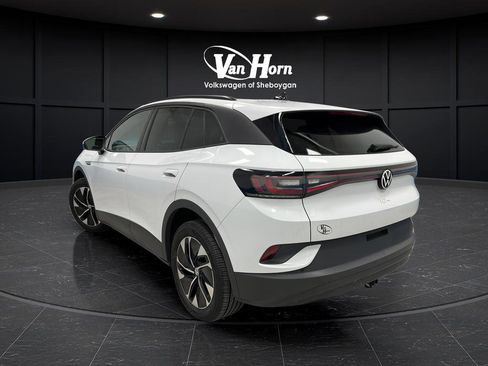 Used 2022 Volkswagen ID.4 Pro image 5