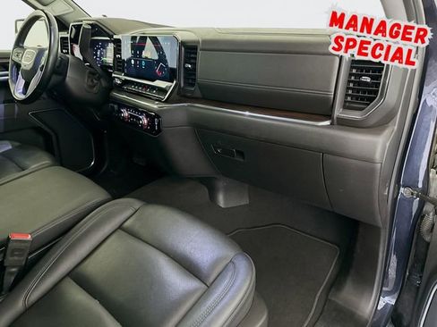 Used 2025 GMC Sierra 1500 SLT AWD/4WD image 27